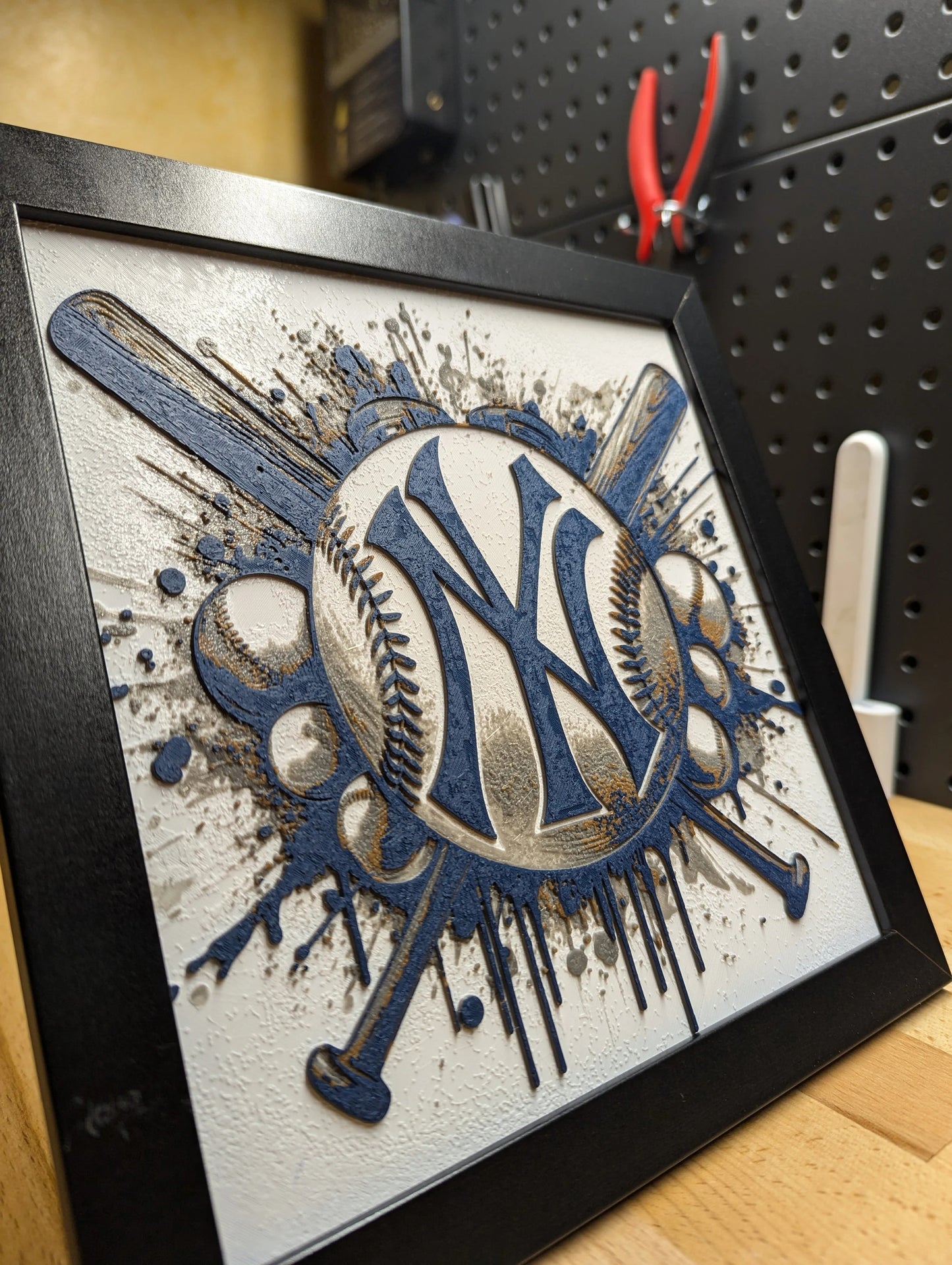 New York Yankees Wall/Desk Decor, Hueforge