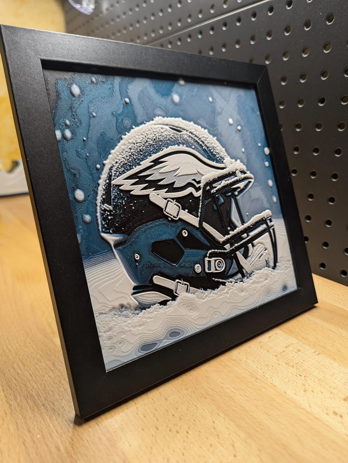 Philadelphia Eagles Helmet Wall/Desk Decor, Hueforge