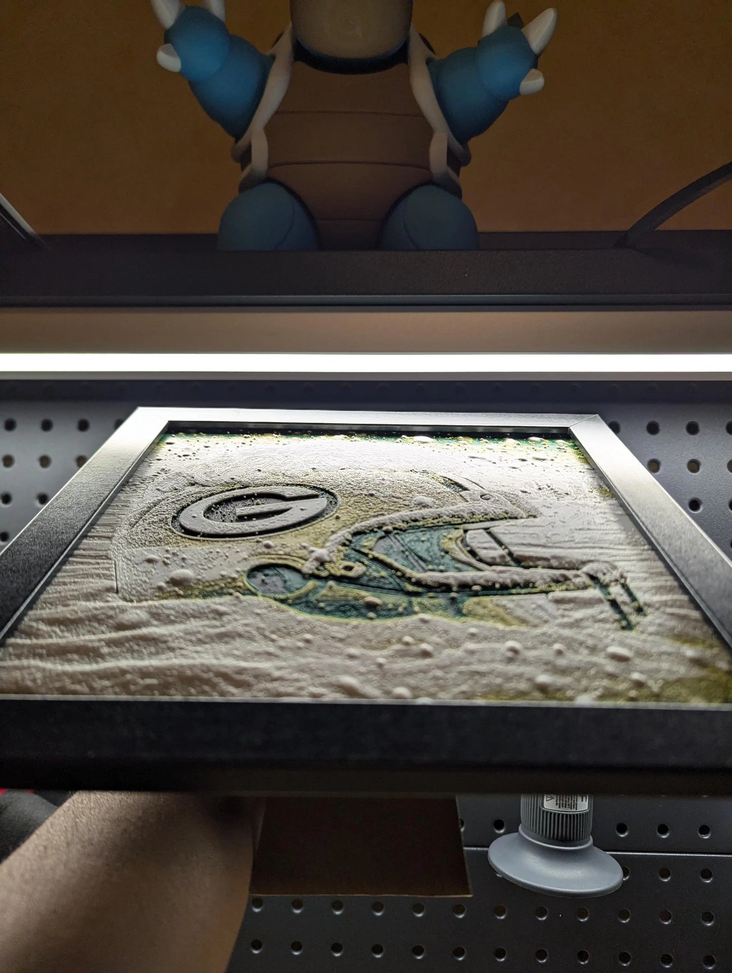 Green Bay Packers Heavy Snow Fall Helmet Wall/Desk Decor, Hueforge